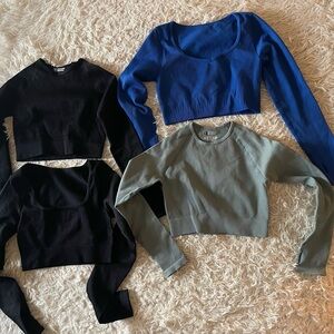 Bundle of 4 workout longsleeve tops